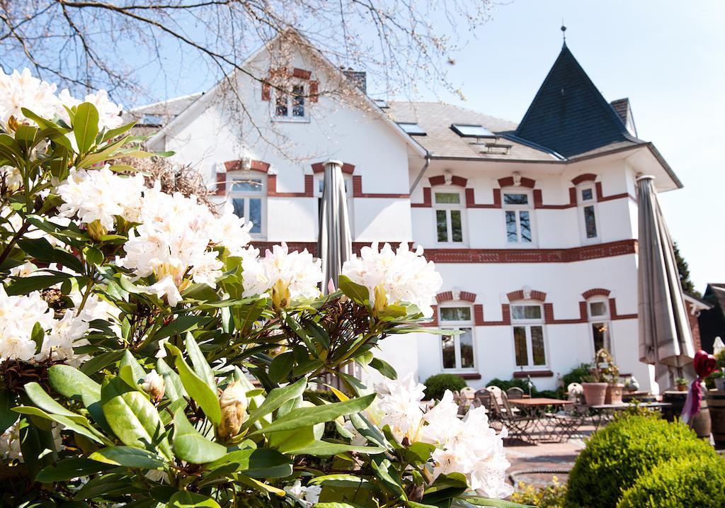 Heinsens Ellerbek Bed & Breakfast Bagian luar foto