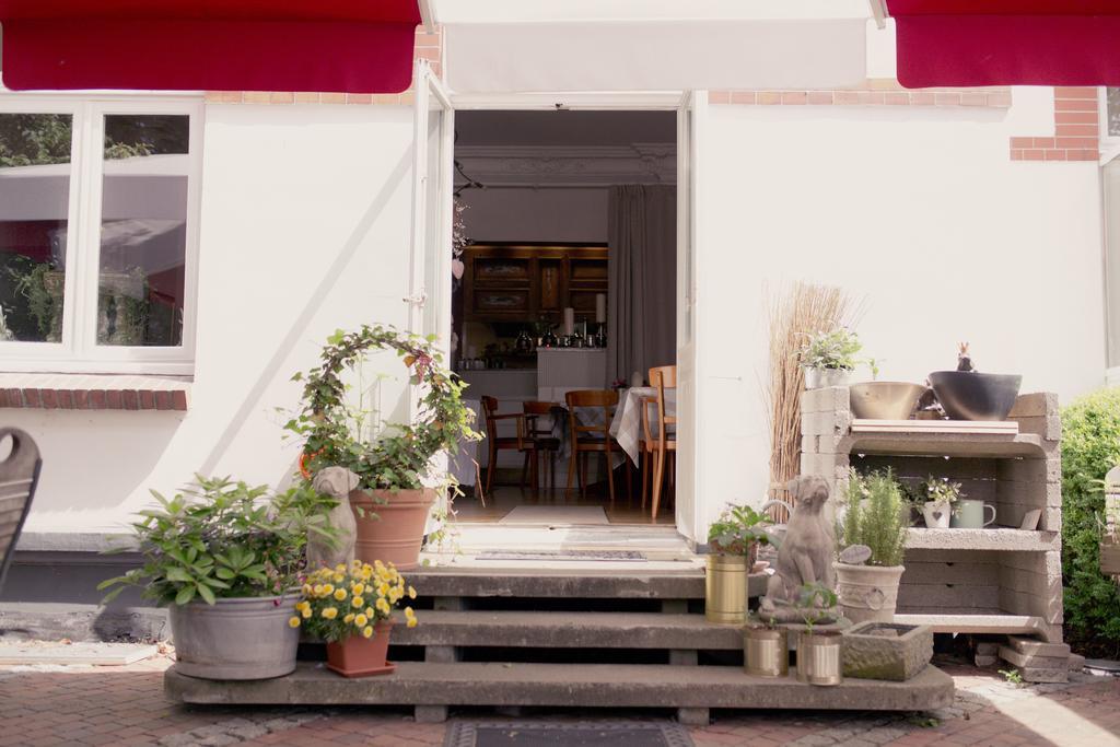 Heinsens Ellerbek Bed & Breakfast Bagian luar foto