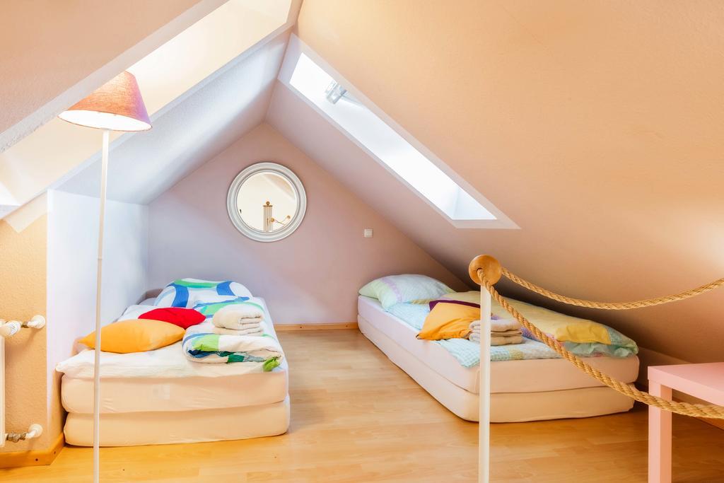 Heinsens Ellerbek Bed & Breakfast Bagian luar foto